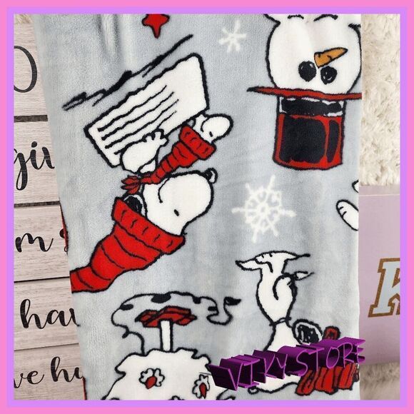 💕 NWT Snoopy Sherpa Backed Gray Throw Ultra Soft Blanket #7152 💕 - Picture 4 of 5